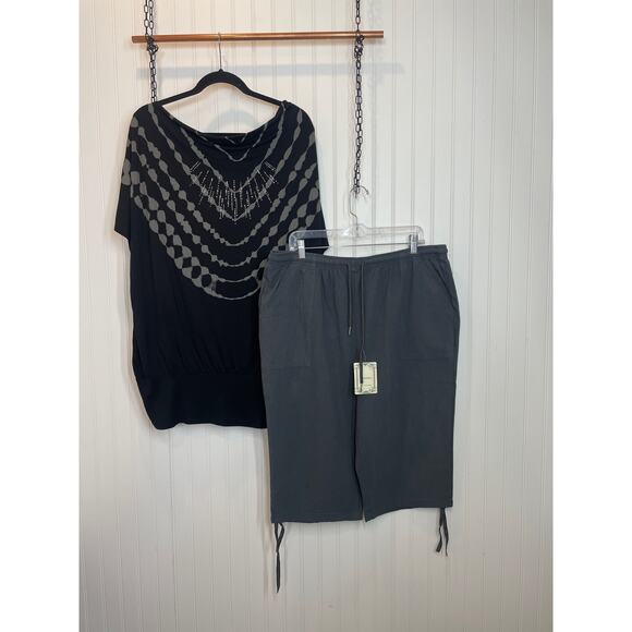 B.L.E.U. Womens Black Cowl neck Short Sleeve Top & Drawstring Short Bundle 2X - Picture 1 of 10